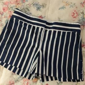 Ann Taylor Loft The Riviera Striped Short . Size 0